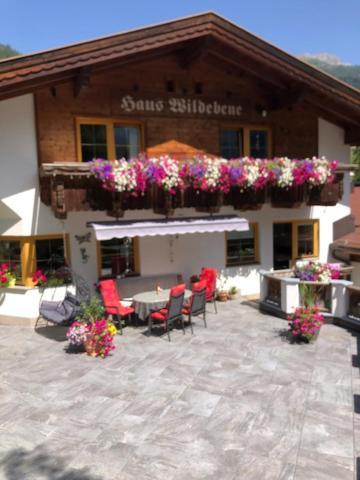 Ferienwohnung Haus Wildebene St. Anton am Arlberg Exterior foto